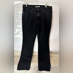 Signature Levi Strauss Black Straight Leg Jeans Women’s Size L Classic Denim